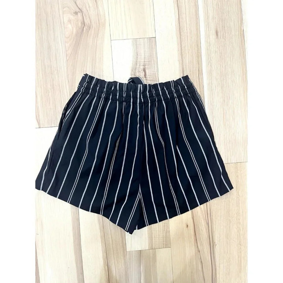 Divided Paperbag Waist Shorts Black White Stripe 6 - Picture 3 of 3
